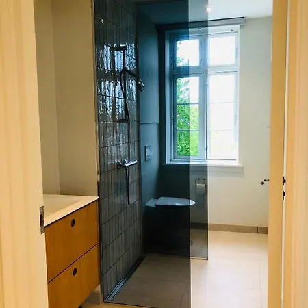 Frühstückspension Adnana - Modern Living - Master Balcony Aalborg